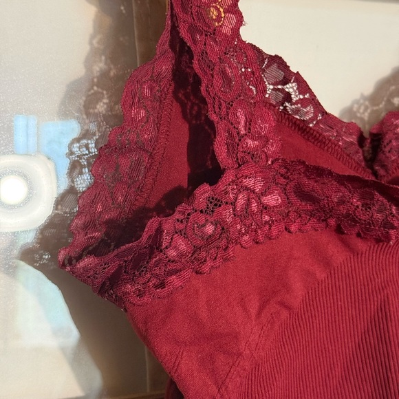 M. Rena Burgundy Lace Bralette - Picture 5 of 6